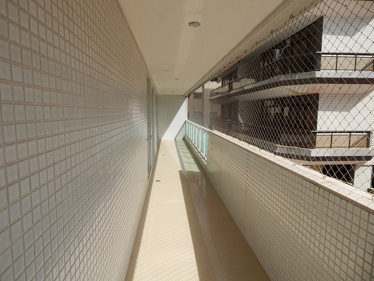 Lindo Apartamento 3 quartos em prédio frente p/Mar - CF33