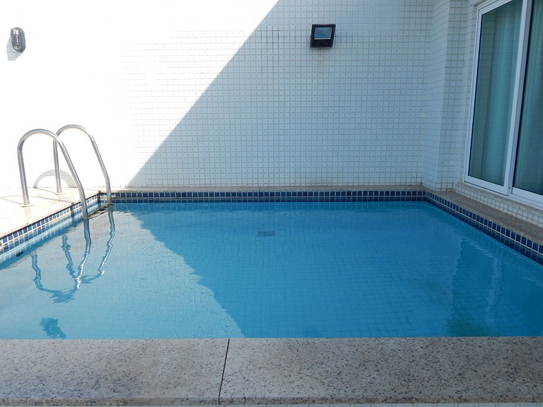 Cobertura de Luxo com Piscina e churrasqueira na Praia do Fo
