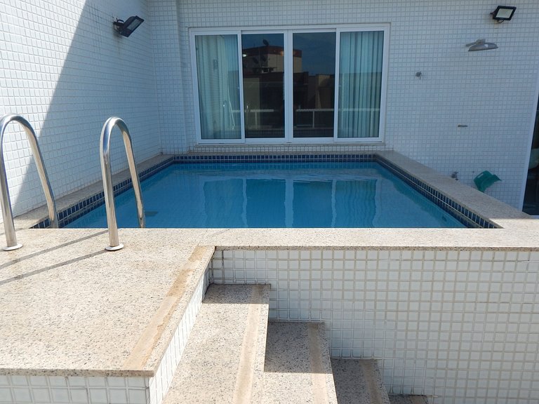 Cobertura de Luxo com Piscina e churrasqueira na Praia do Fo