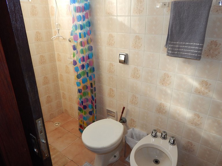 5 min a pé da Praia do Forte - Cobertura Duplex com Terraço
