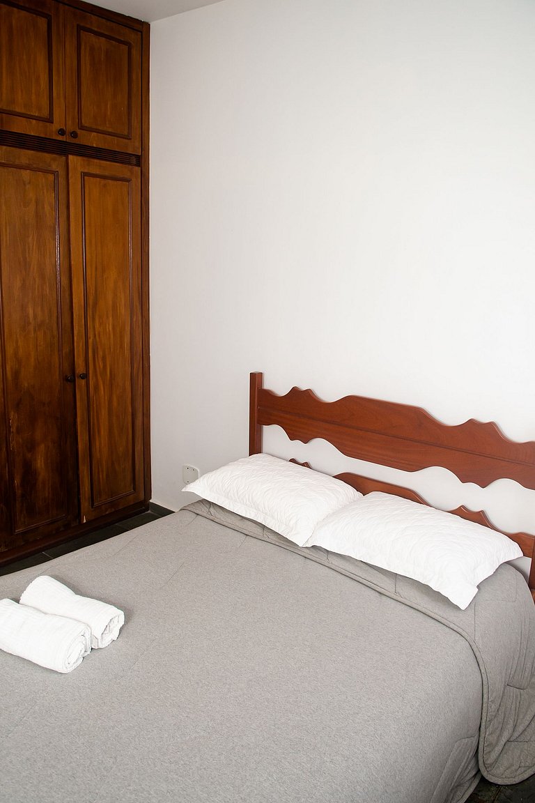 5 min a pé da Praia do Forte - Cobertura Duplex com Terraço