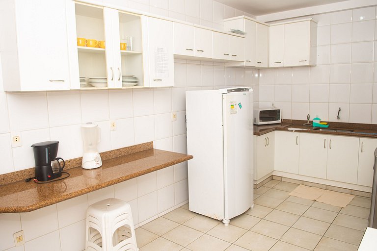 Confortável e bem localizado 3 Quartos na Praia do Forte - C