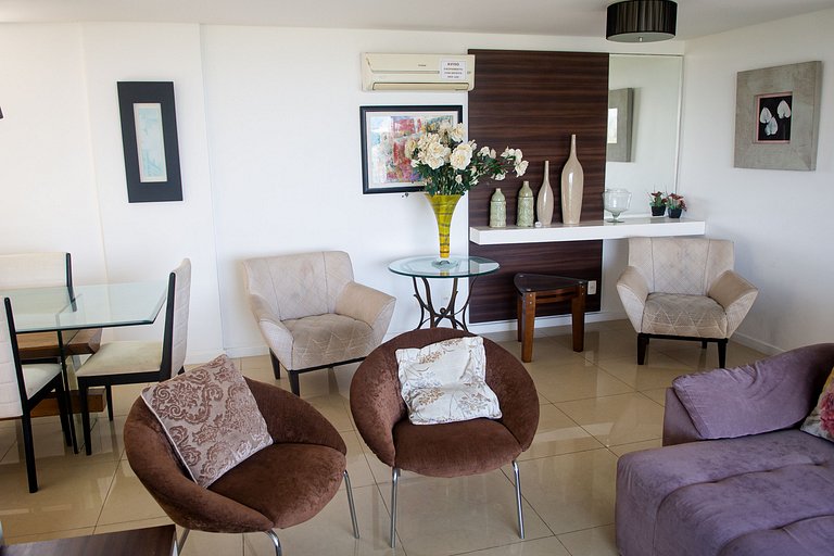 Apartamento Alto Luxo com 4 quartos em prédio de frente p/Ma