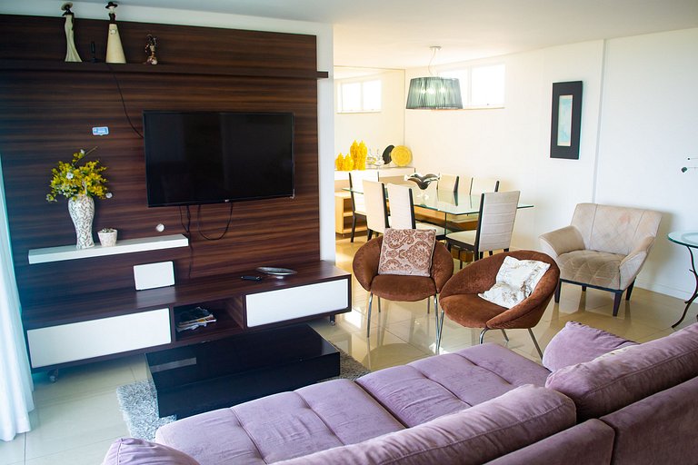 Apartamento Alto Luxo com 4 quartos em prédio de frente p/Ma