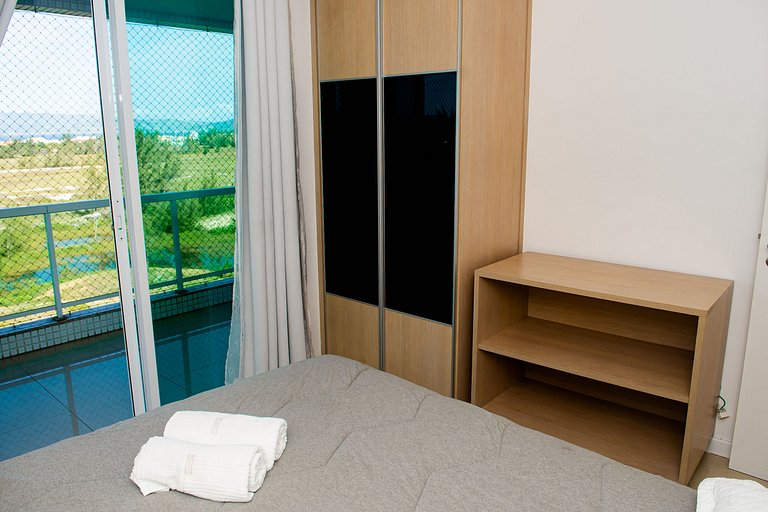Apartamento Alto Luxo com 4 quartos em prédio de frente p/Ma