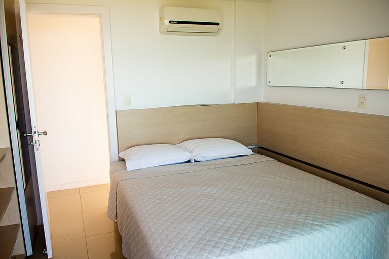 Apartamento Alto Luxo com 4 quartos em prédio de frente p/Ma