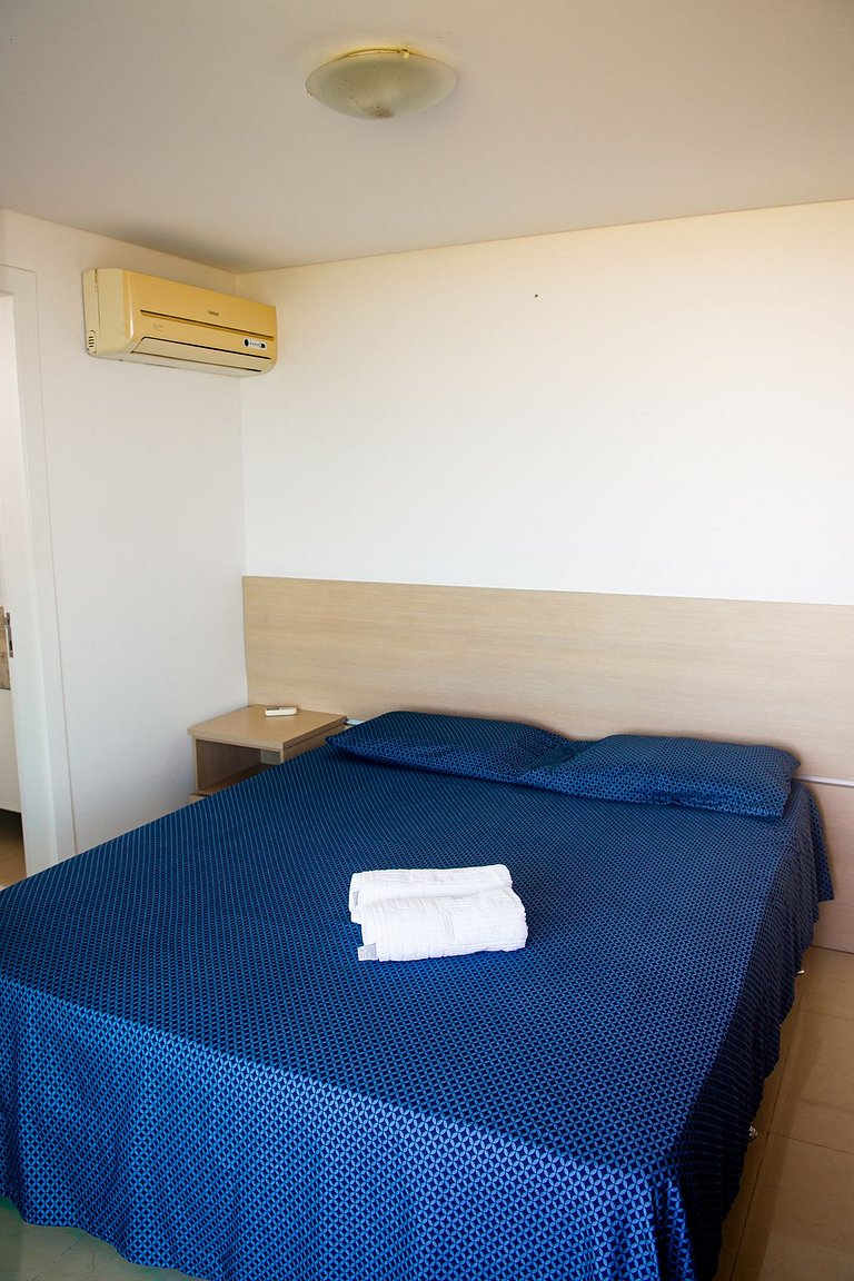 Apartamento Alto Luxo com 4 quartos em prédio de frente p/Ma