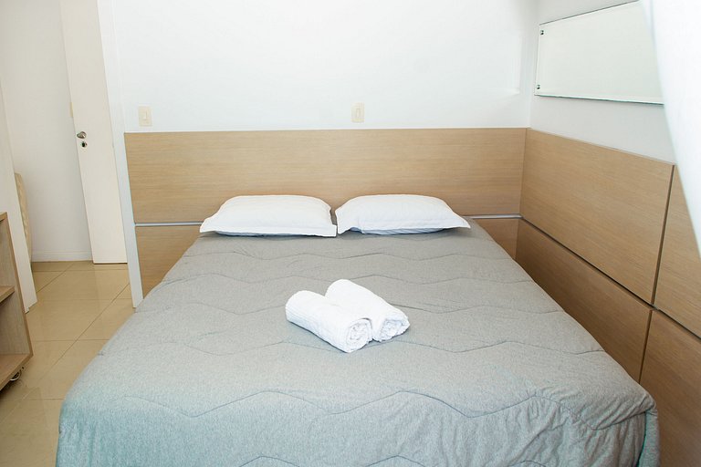 Apartamento Alto Luxo com 4 quartos em prédio de frente p/Ma