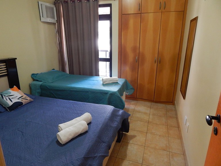 Confortável e bem localizado 3 Quartos na Praia do Forte - C