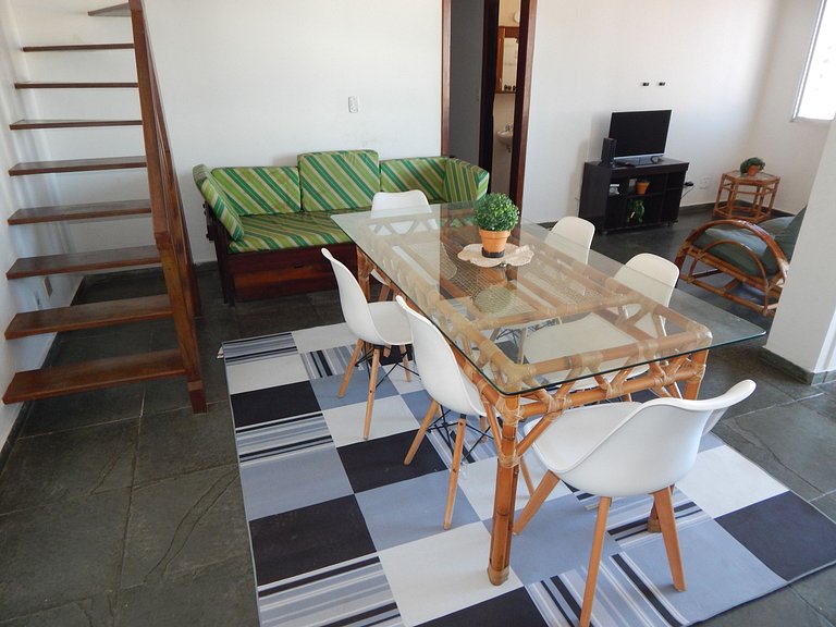 5 min a pé da Praia do Forte - Cobertura Duplex com Terraço
