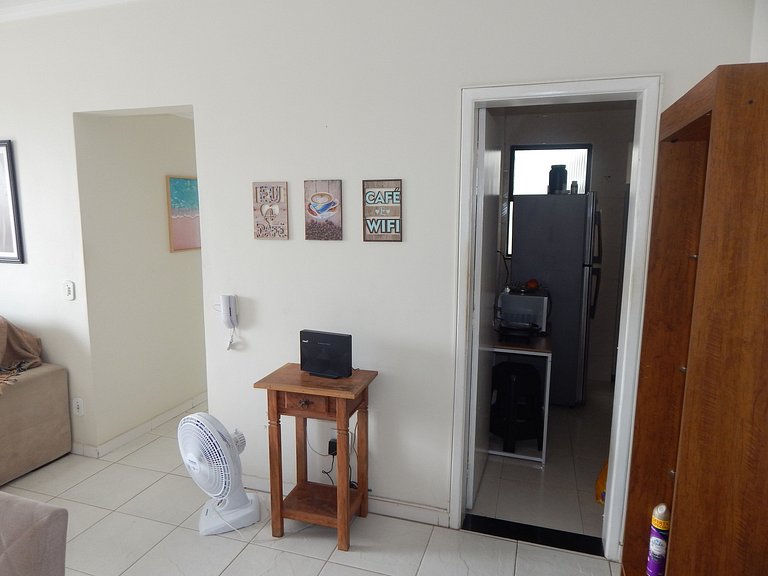 Apartamento de 2 quartos com varanda e ar - CF57