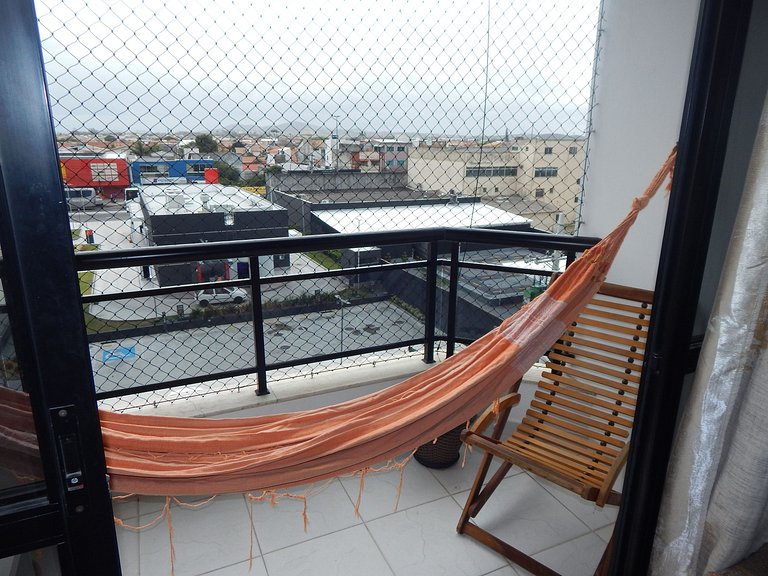 Apartamento de 2 quartos com varanda e ar - CF57