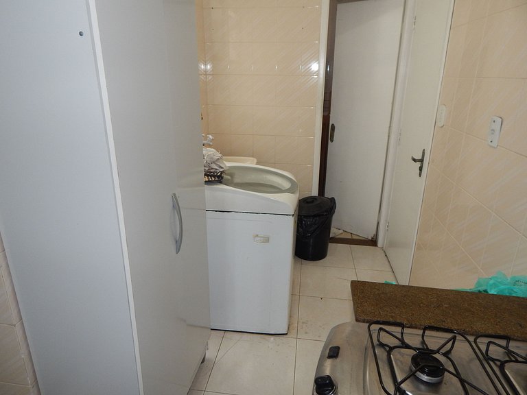 Apartamento de 2 quartos com varanda e ar - CF57