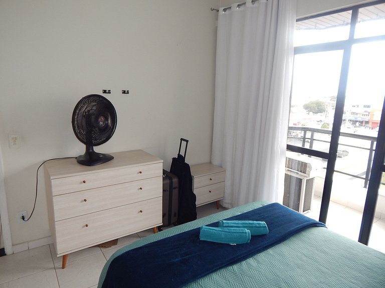 Apartamento de 2 quartos com varanda e ar - CF57