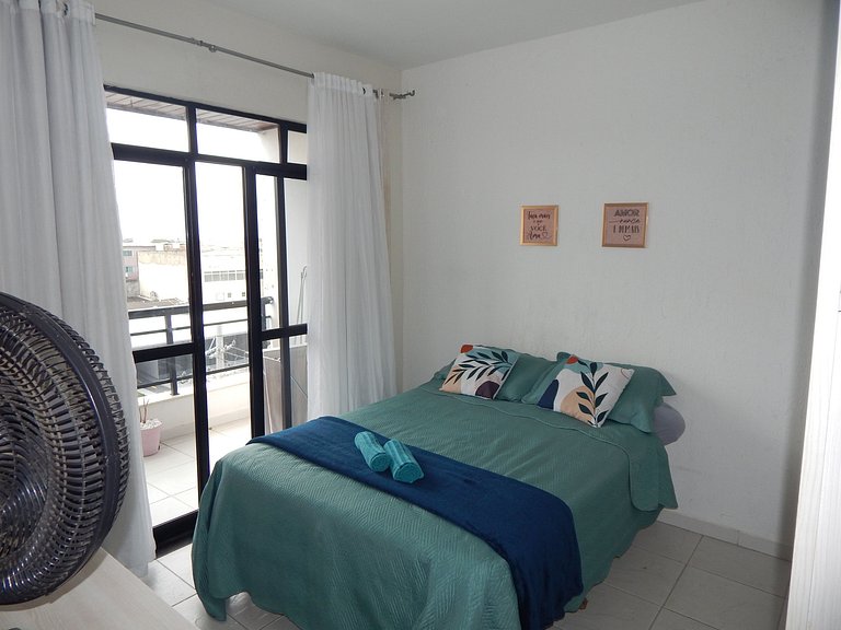 Apartamento de 2 quartos com varanda e ar - CF57