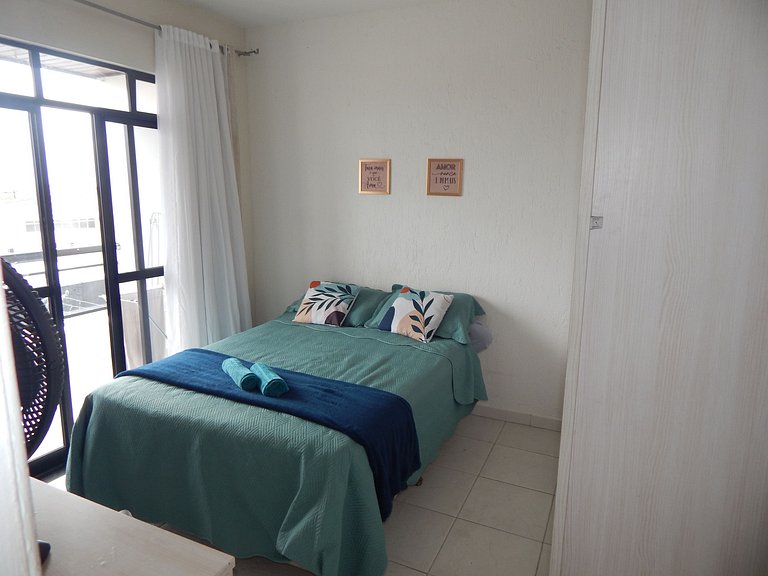 Apartamento de 2 quartos com varanda e ar - CF57