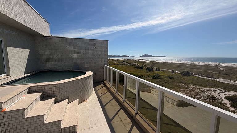 Cobertura Cinematográfica com Piscina vista mar