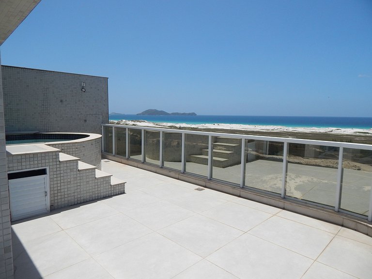 Cobertura Cinematográfica com Piscina vista mar
