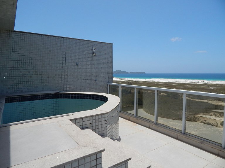 Cobertura Cinematográfica com Piscina vista mar