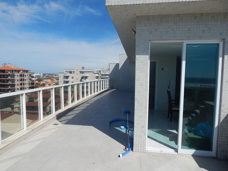 Cobertura Cinematográfica com Piscina vista mar